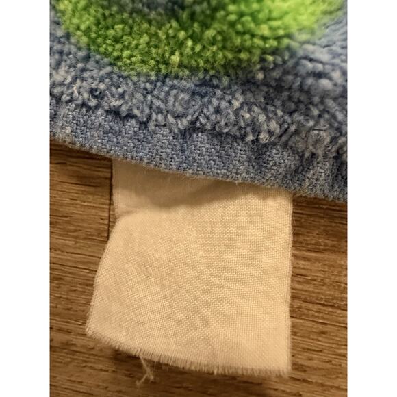 Vintage Disney Towels X5 Beach Towels Mickey Mouse Tiger Lion King - Picture 10 of 10